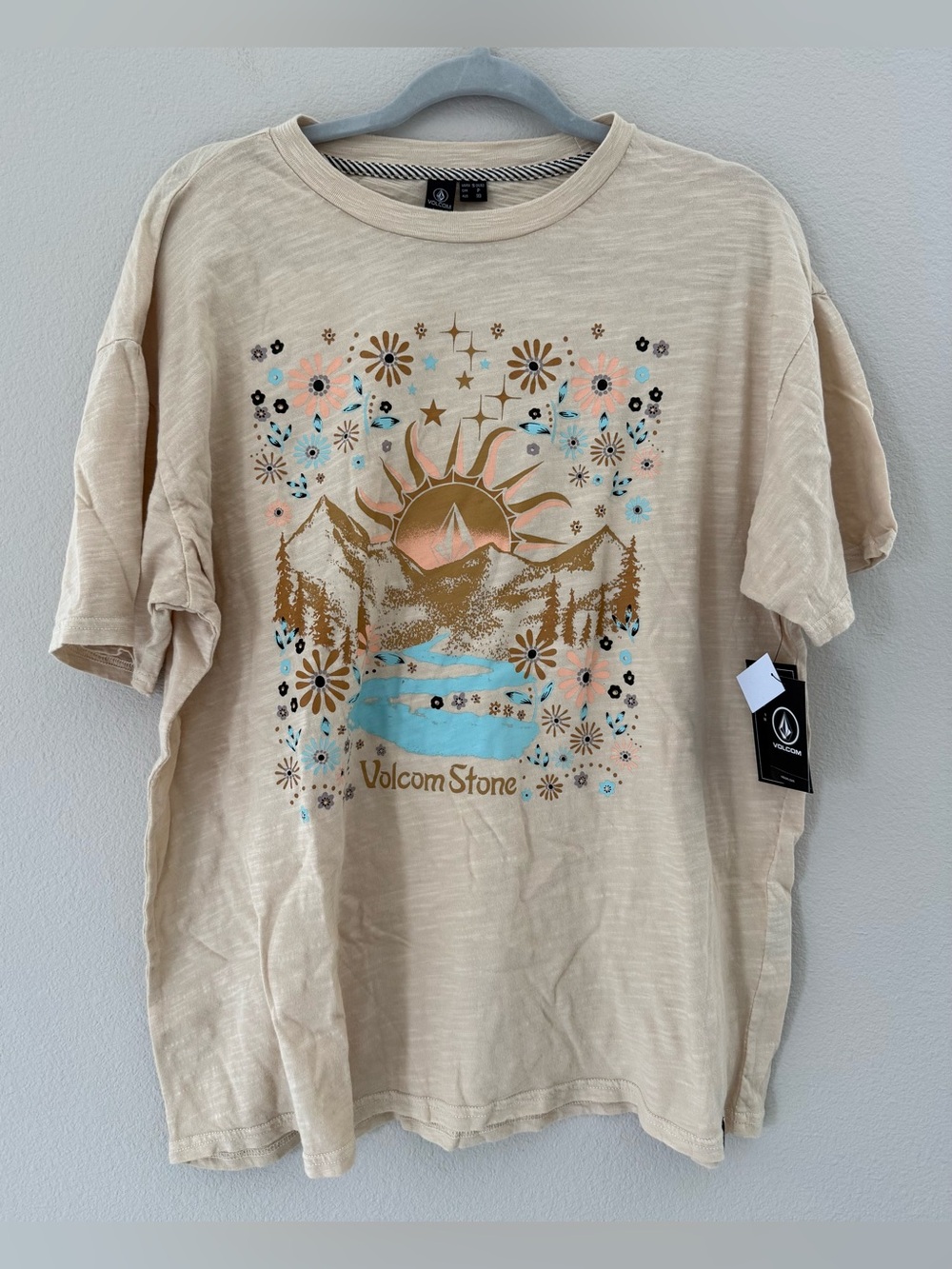 NEW - VOLCOM - Women's Turnt N Burnt Short Sleeve Graphic T-shirt